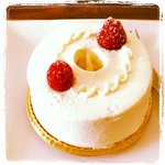 シフォンケーキ(Raspberry chiffon cake)