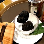 肉小僧 匠 はなれ - このトリュフが・・