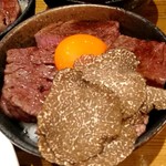 肉小僧 匠 はなれ - 乗っかります♪ヽ(´▽｀)/