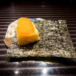 富小路 やま岸 - カラスミ銀杏餅