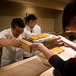 富小路 やま岸 - 名物雲丹ドック