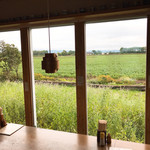 ほくほく庵 - 【2018年08月】店内カウンター席から見える景観。