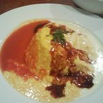 日本の洋食キートン - エミフル松前「日本の洋食キートン」２色ソースのとろとろ卵のオープンオムライス