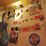 T’s★Diner - 店内の様子（カウンターの向かい側）