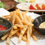 ビストロ ゴキゲン鳥 - ポテトフライ