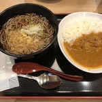 よもだそば - 半たぬきそば&半よもだカレーセット 550円