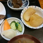 定食ふじもと - この日の副菜
ほっこりするラインナップ