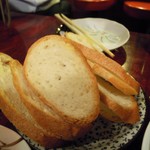 やきとんひなた - 追加のパン