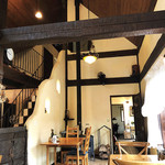 カーサ ディ クードス - 店内