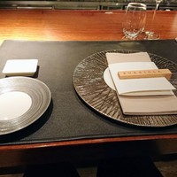 スリオラ - １人なのでカウンターに案内された