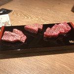 和牛焼肉 格之進 六本木店 - 格之進R+オリジナルコース。
      税抜6000円。
      美味し。