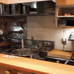 とんかつ檍 - 揚げ場