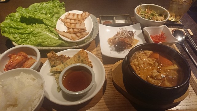 韓国家庭料理 舎廊房 サランバン 津 韓国料理 食べログ