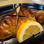 居酒屋まさる - サバ塩焼き