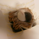 菓子工房 えとわぁる - モンブランのアップです。