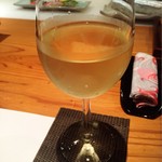 魚河岸 宮武 - かなりの確率で後半に注文してるグラスワイン白 (*ﾉ∀`*)400円とは思えない♡