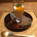 祇園 にし - デザート
      栗のムース