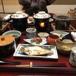 西村屋　本館 - 