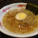 二代目 げんこつ屋 - げんこつ醤油ラーメン850円