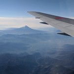 川喜 - 小松空港へ　飛行機から見える富士山