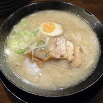 高知ジェントル麺喰楽部 - こってりニンニクらーめん（醤油・太麺）