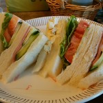 ポワール - モーニング「サンドイッチセット」　サンドイッチ　