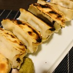 錦江湾 - 焼き餃子。