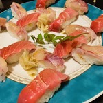 錦江湾 - ここからお寿司ゾーン。