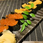 錦江湾 - いくらと雲丹。