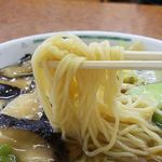 中華料理珍宝 - 麺リフト