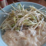 Negii Chi Ramen Fujioka Ten - ねぎとろろ丼です、ラーメン店にて自然薯料理がいただけるのは非常に珍しいです。