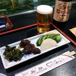 泉寿司 - お通し＆びあ