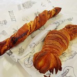 ル・サクリスタン300円　クロワッサン250円　究極のヴィエノワズリーｗ