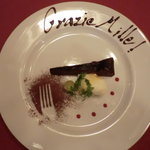 Sole - セットのデザート+ドリンクがついてます。