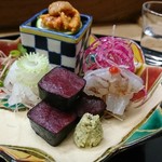 つる由 - 鮪と海苔合うよな