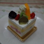 フルーツショートケーキ 税別650円