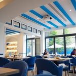 日光角落麵包店 - 天井の高いカフェ