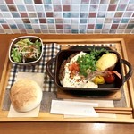 あおくまカフェ - 2018.11  チーズクリームハンバーグ。チーズ好きは行っとこー