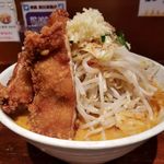 旨辛ラーメン 表裏 - 
