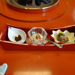 和田金 - 和田金三種盛（志ぐれ煮／季節のゼリーよせ／野菜のムース）