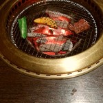 炭火焼肉 上杉 - 