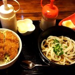 Teuchiudonusagi - チキン南蛮丼とかけうどんセット（700円）