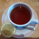 珈琲所コメダ珈琲店 - 紅茶(レモン)のホット440円