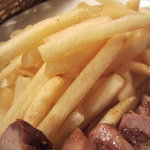 びすとろ UOKIN - 2011/09 カモのロースト ～フランボワーズソース～ 赤ワインと相性◎(９８０円)。