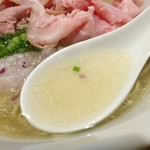 らぁ麺 鳳仙花 - スープ