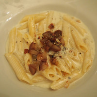 LOVAT - ペンネ ゴルゴンゾーラ 1600円