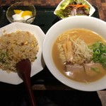 中華料理 翠来軒 - ラーメン定食