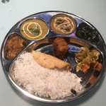 インド・ネパール料理　ダルバート - 