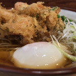 そばの神田 東一屋 - #食べログ的に撮るとこうなる。  
      温玉ゾーン