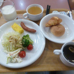 ホテル・アルファ－ワン - ある日の朝食